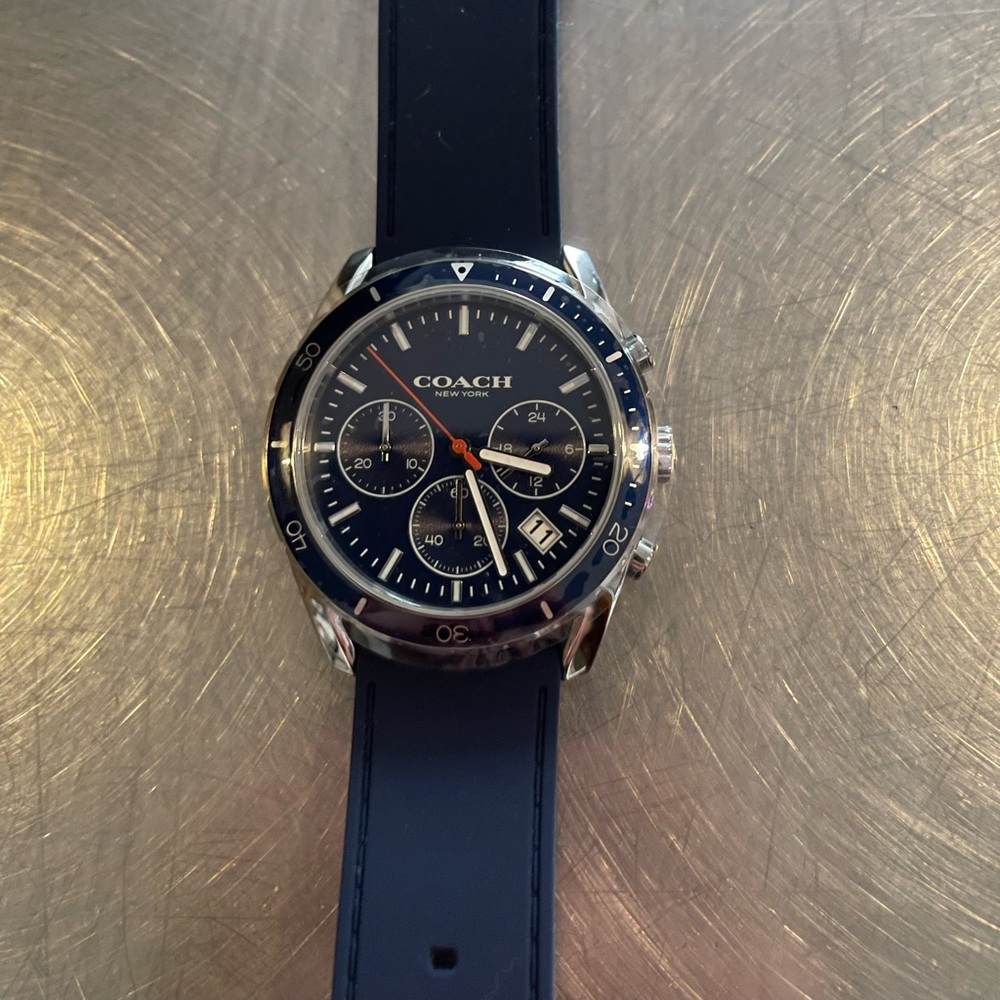 Men’s Coach Watch. Silicon band.